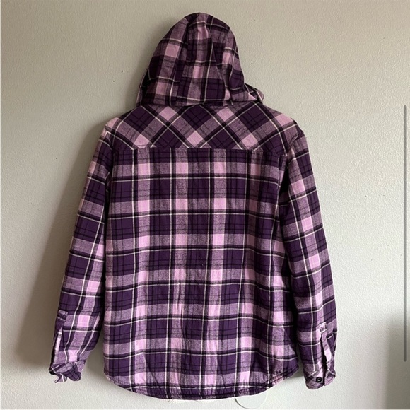 Boston Traders Women’s Medium Purple Hooded Flannel Sherpa Button Up - Picture 3 of 4